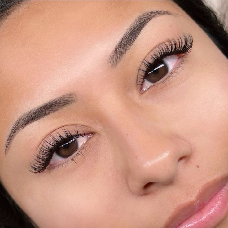 Classic Wispy Lash Extensions