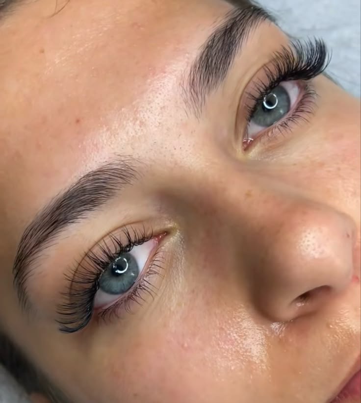 Classic Lashes