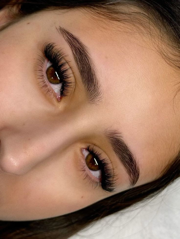 Fluffy Hybrid Lashes