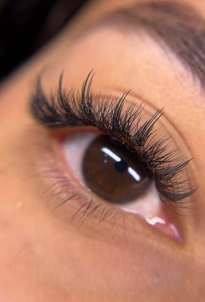Wispy Lashes