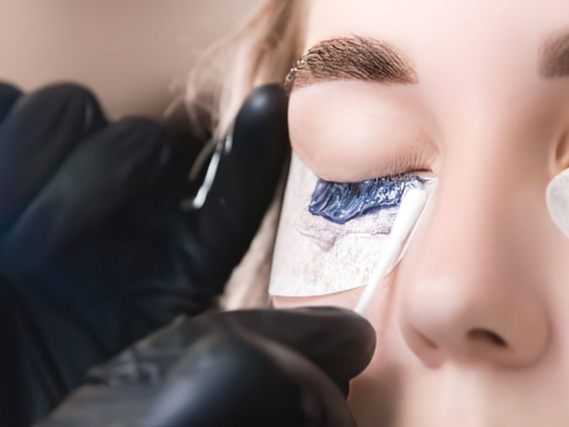  Applying Too Much Lash Glue