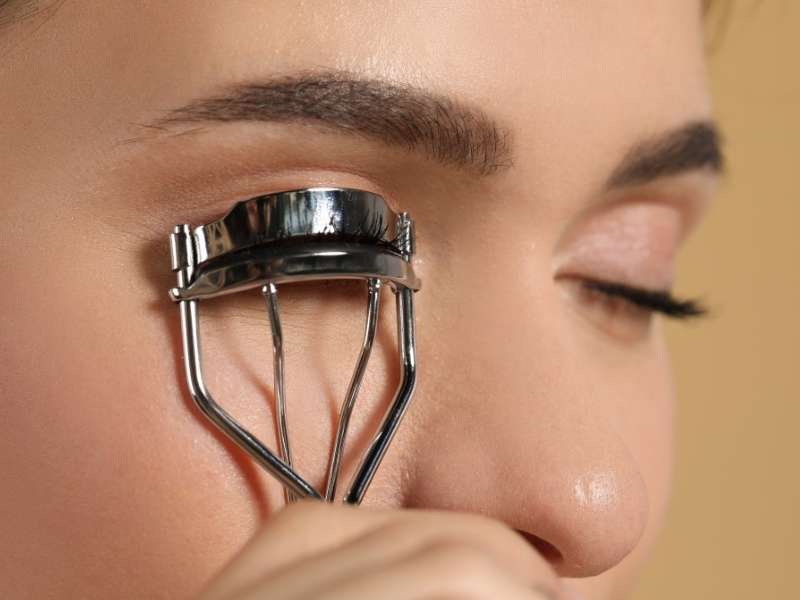 Eyelash Curlers on Your Extensions