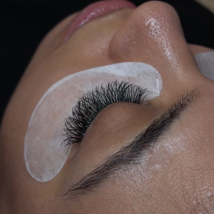 Full Set of Lash Extensions