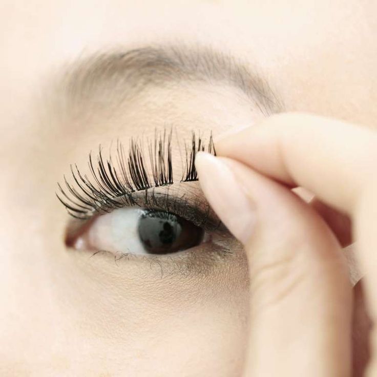 How to Make Magnetic Lashes Look Natural