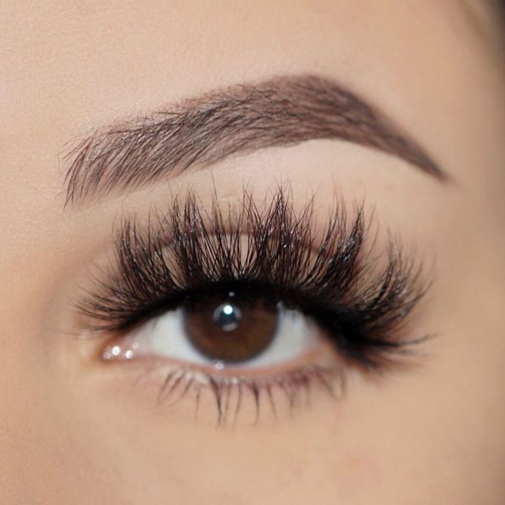 Luxury Clear-Band Lashes