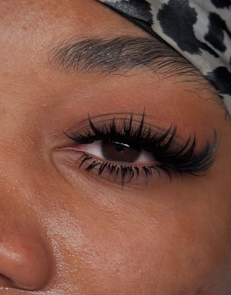 Spiky Strip Lashes