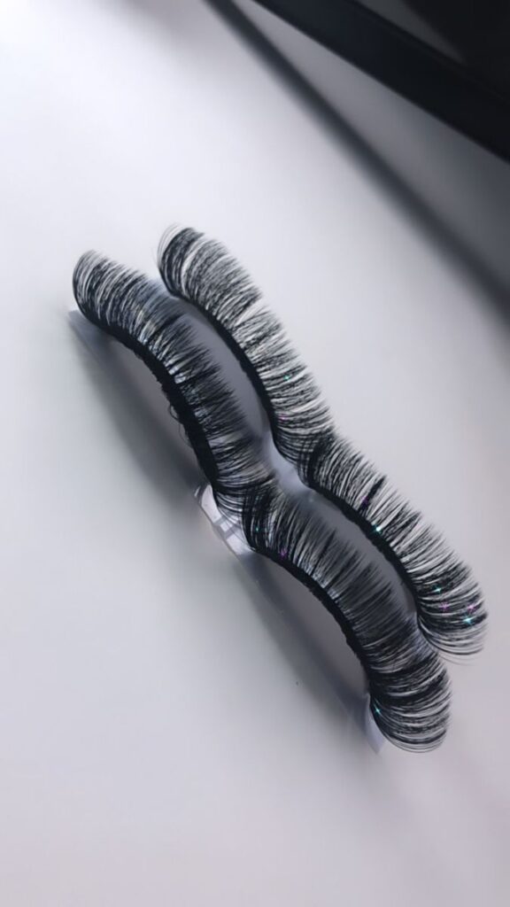 Strip Lashes