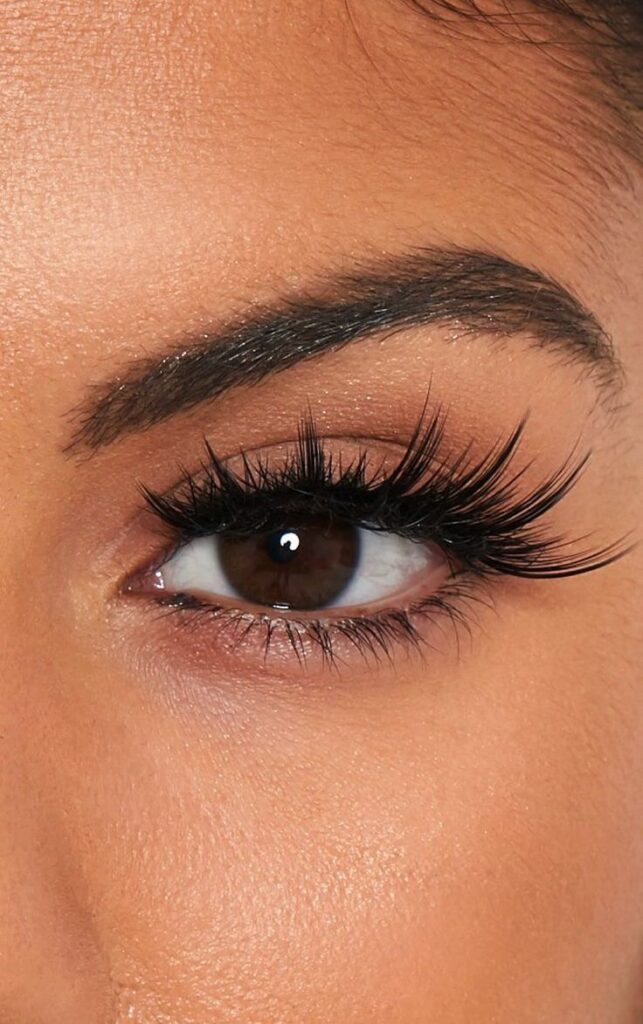 Strip Lashes vs Lash Extensions