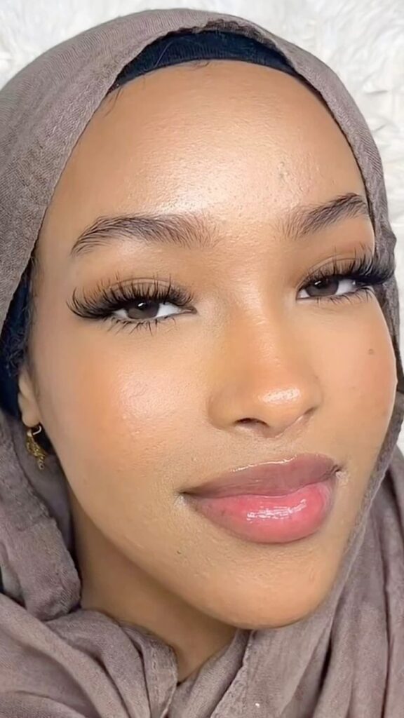 Wispy Mega Volume Lashes