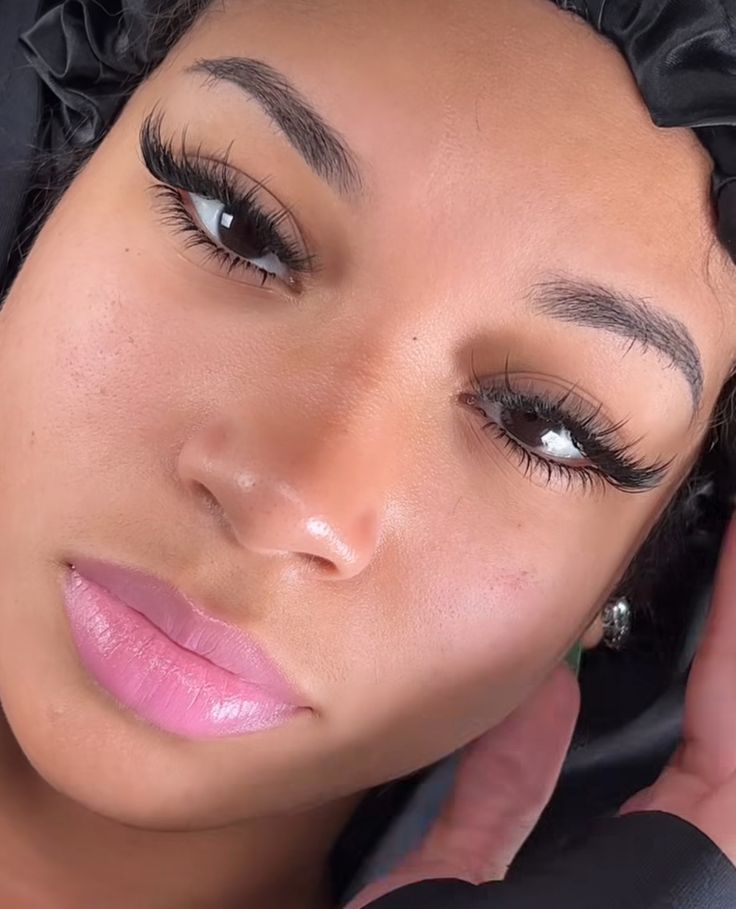 Cat-Eye vs Doll-Eye for Wide-Set Eyes