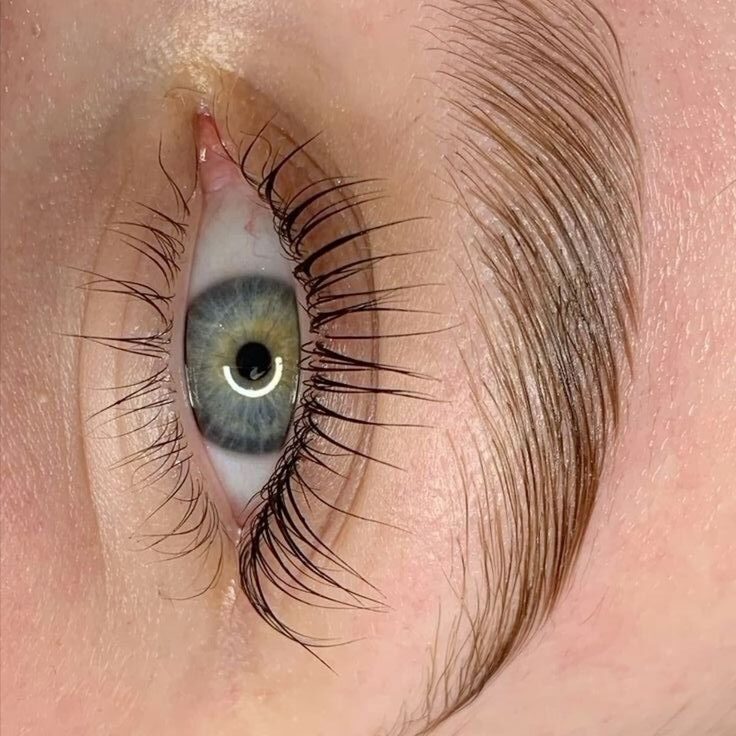 Should You Use a Lash Growth Serum