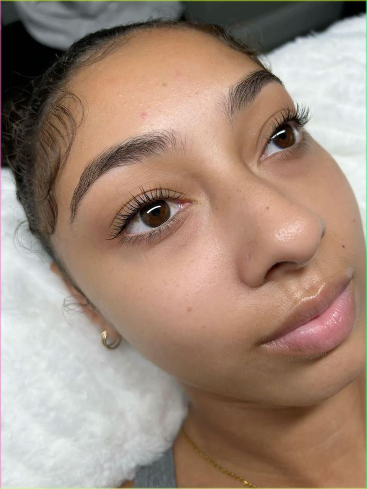 What Does a Lash Lift Feel Like