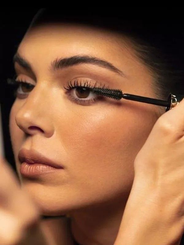 Which One Gives You More Makeup Flexibility