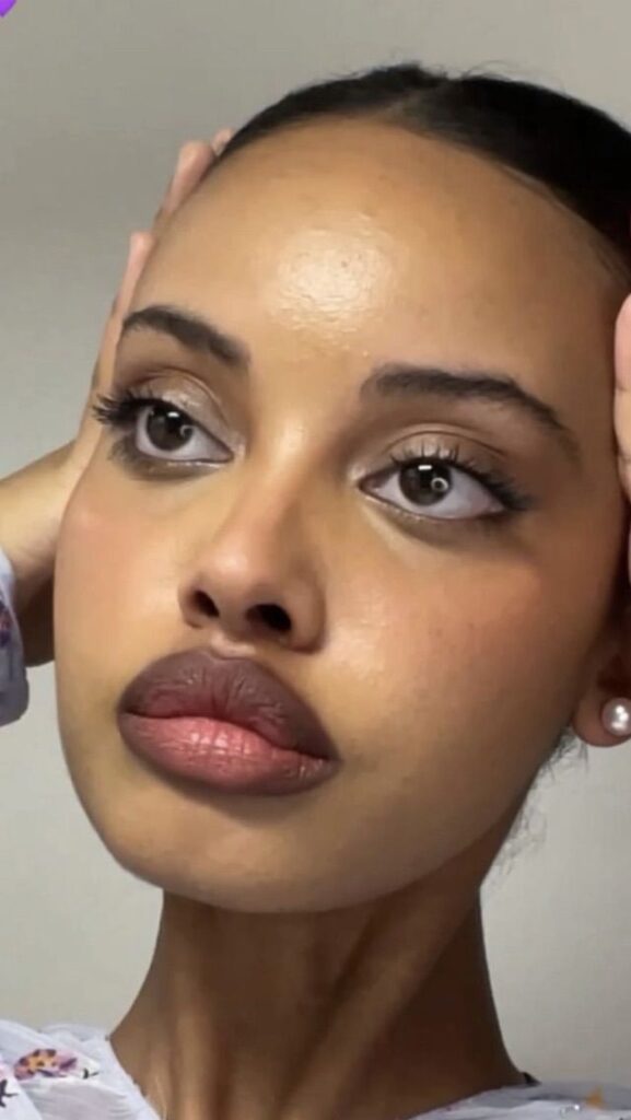 Best Lash Styles for Round Eyes